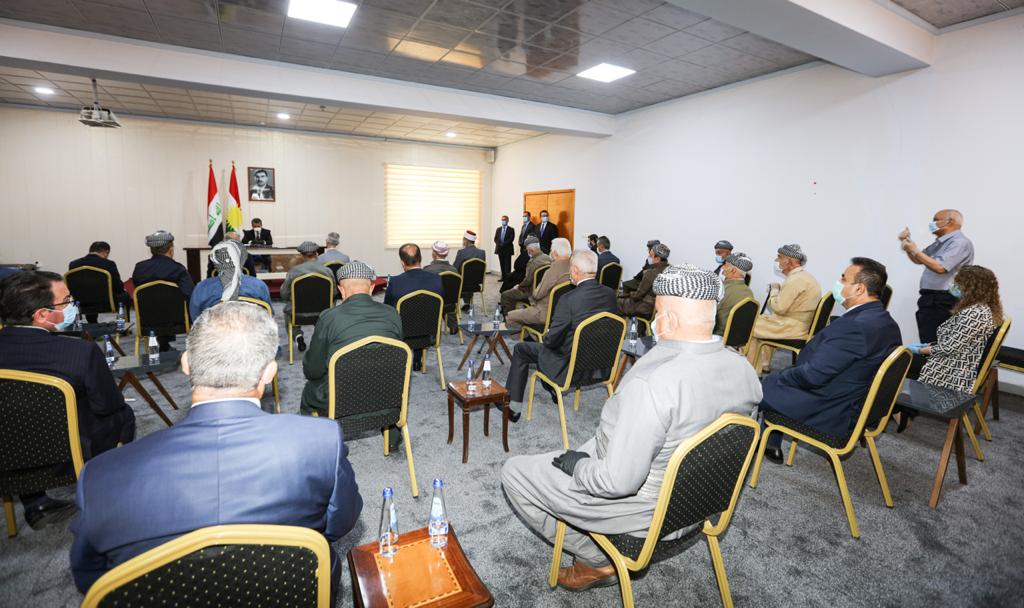 سەرۆکی حکومەتی هەرێمی کوردستان سەردانی شاری زاخۆ دەکات و لەگەڵ بەرپرسانی ئیداری و کەسایەتییەکانی شارەکە کۆدەبێتەوە